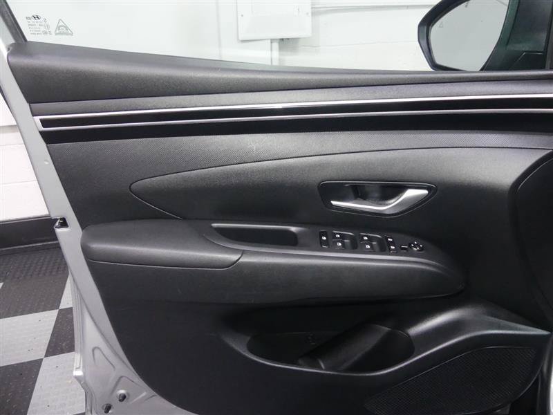 Used 2024 Hyundai Tucson SEL FWD image 18