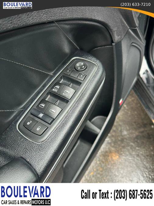 Used 2016 Dodge Charger R/T image 7