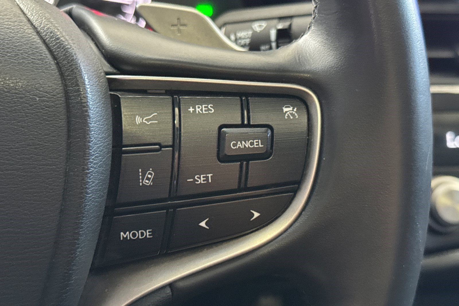 Used 2024 Lexus ES 350 w/ Accessory Package (Z1) FWD image 30