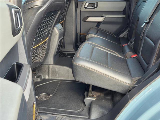 Used 2022 Ford Bronco Badlands image 18