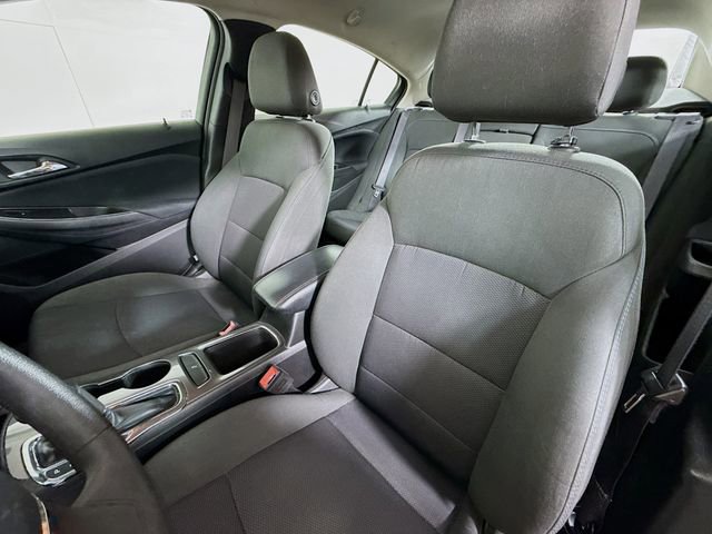 Used 2017 Chevrolet Cruze LT image 21