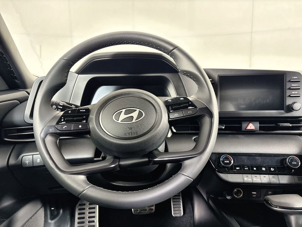 New 2026 Hyundai Elantra Sport FWD image 11