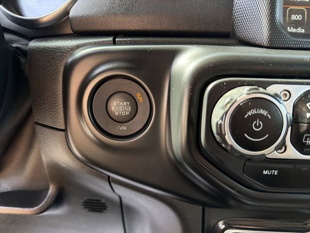 Used 2021 Jeep Wrangler Unlimited Sahara w/ Cold Weather Group AWD/4WD image 23