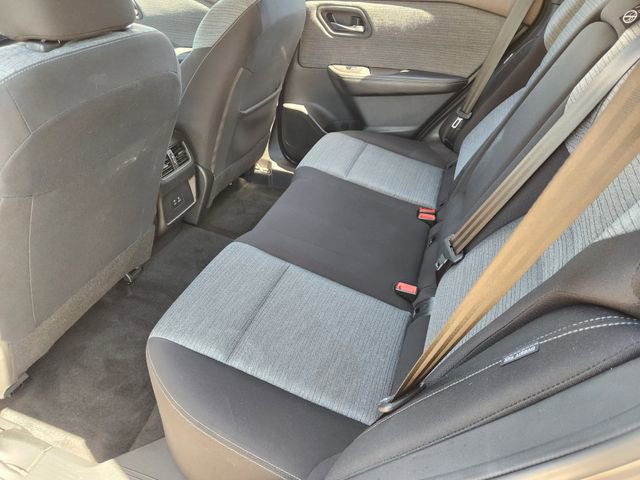 Used 2023 Nissan Rogue SV AWD/4WD image 20