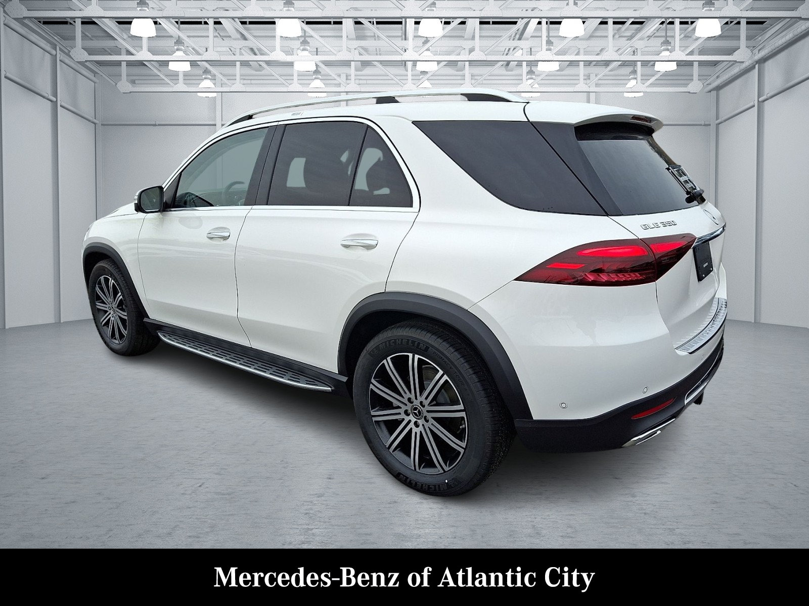 Used 2026 Mercedes-Benz GLE 350 4MATIC image 3