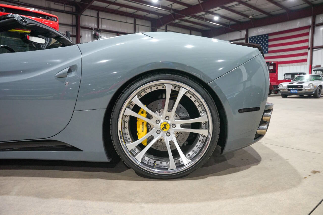 Used 2010 Ferrari California image 5