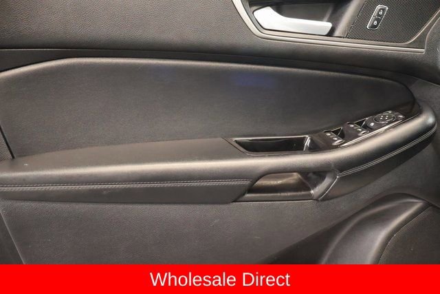 Used 2015 Ford Edge SEL w/ Equipment Group 201A image 9