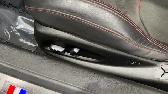 Used 2019 Chevrolet Camaro ZL1 image 13