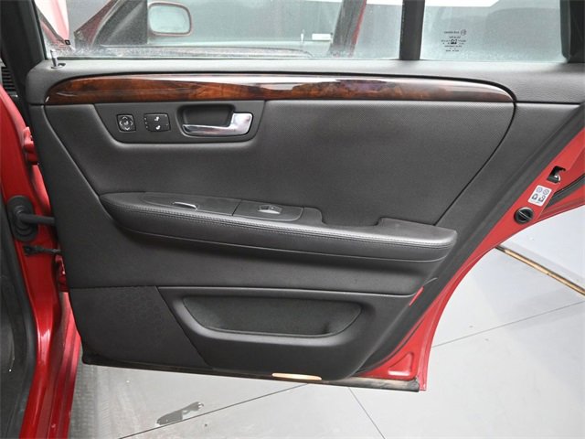 Used 2007 Cadillac DTS Luxury II image 16