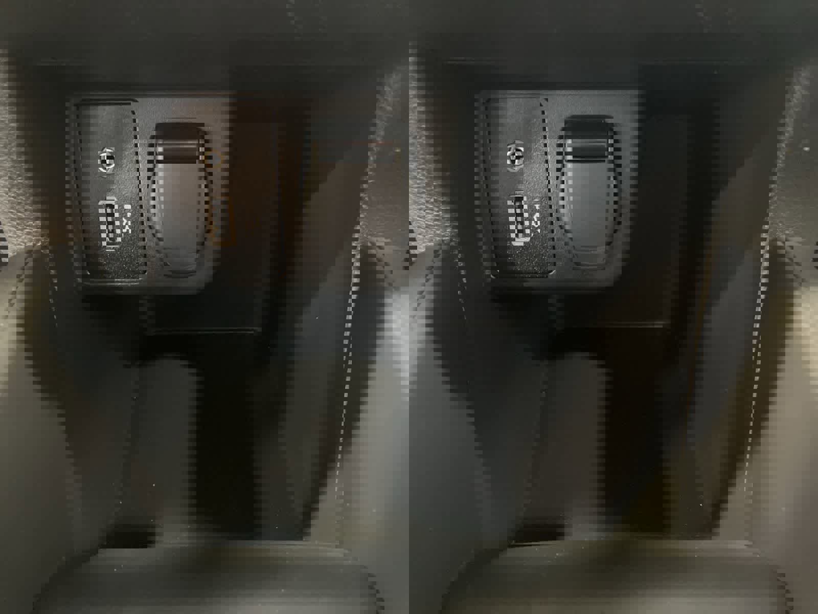 Used 2025 Nissan Versa S image 16