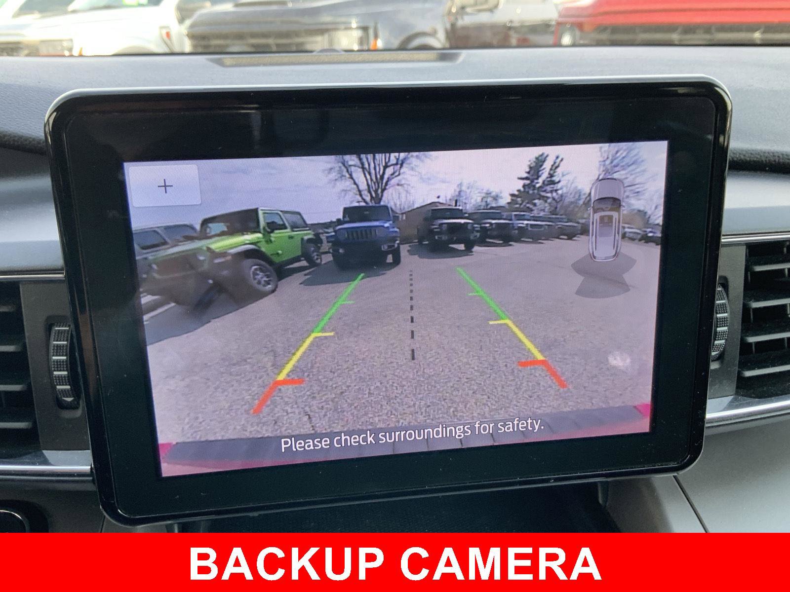 Used 2022 Ford Explorer XLT w/ Equipment Group 202A image 44