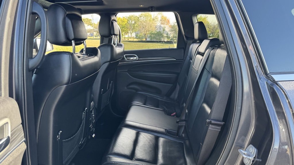 Used 2021 Jeep Grand Cherokee Limited image 15