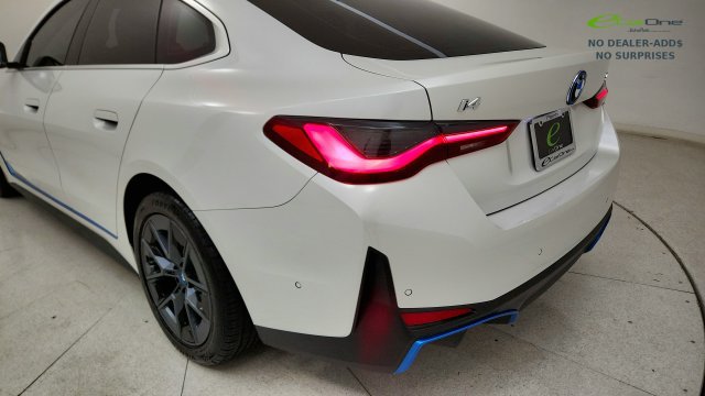 Used 2024 BMW i4 eDrive40 RWD image 26