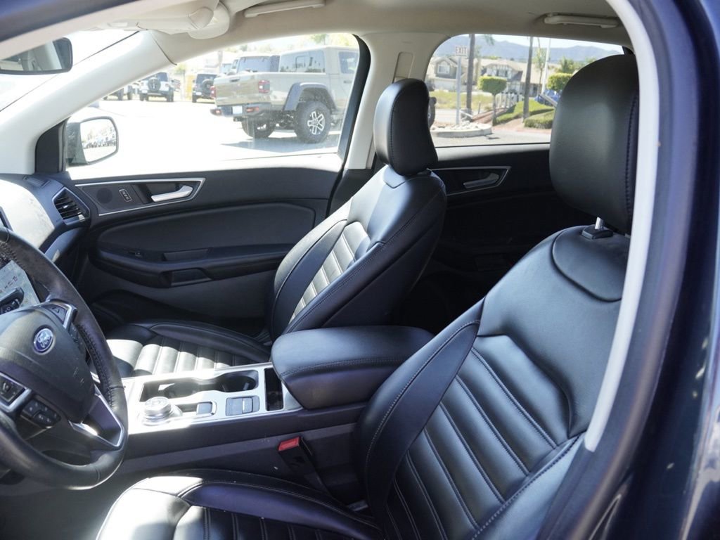 Used 2023 Ford Edge SEL w/ Convenience Package image 19