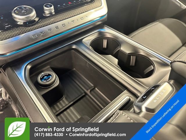 New 2026 Ford Expedition Platinum w/ Stealth Performance Package image 38