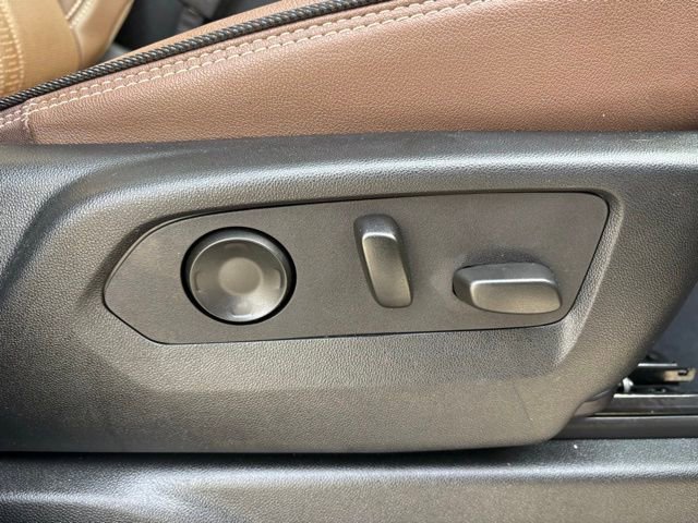 Used 2025 Chevrolet Tahoe High Country image 31