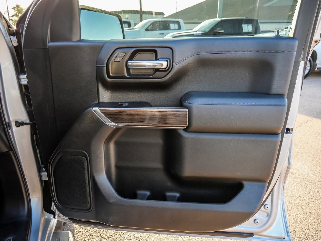 Used 2019 Chevrolet Silverado 1500 LT w/ All-Star Edition AWD/4WD image 17