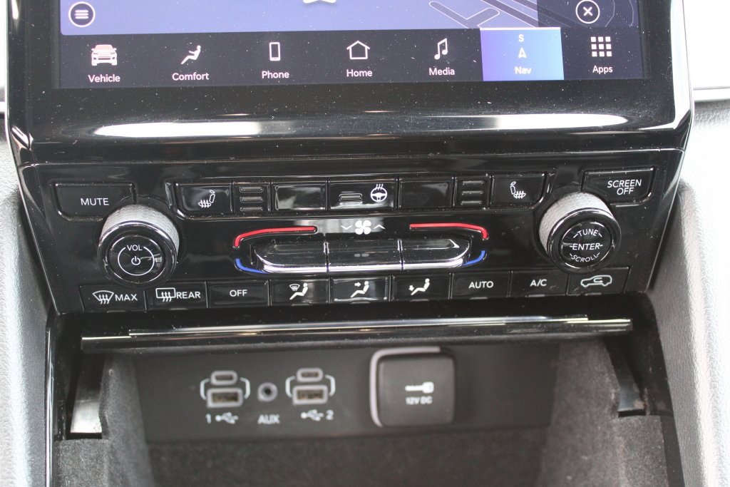 Used 2021 Jeep Grand Cherokee L Limited image 20