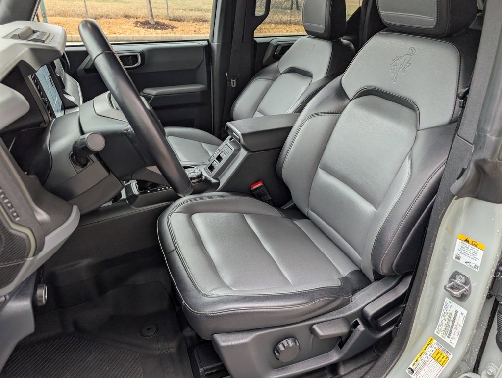 Used 2024 Ford Bronco Everglades image 5