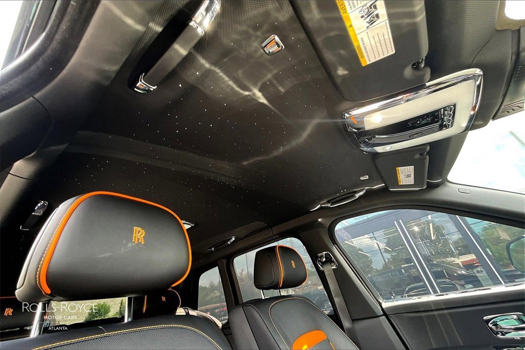 Certified 2025 Rolls-Royce Cullinan Black Badge image 19