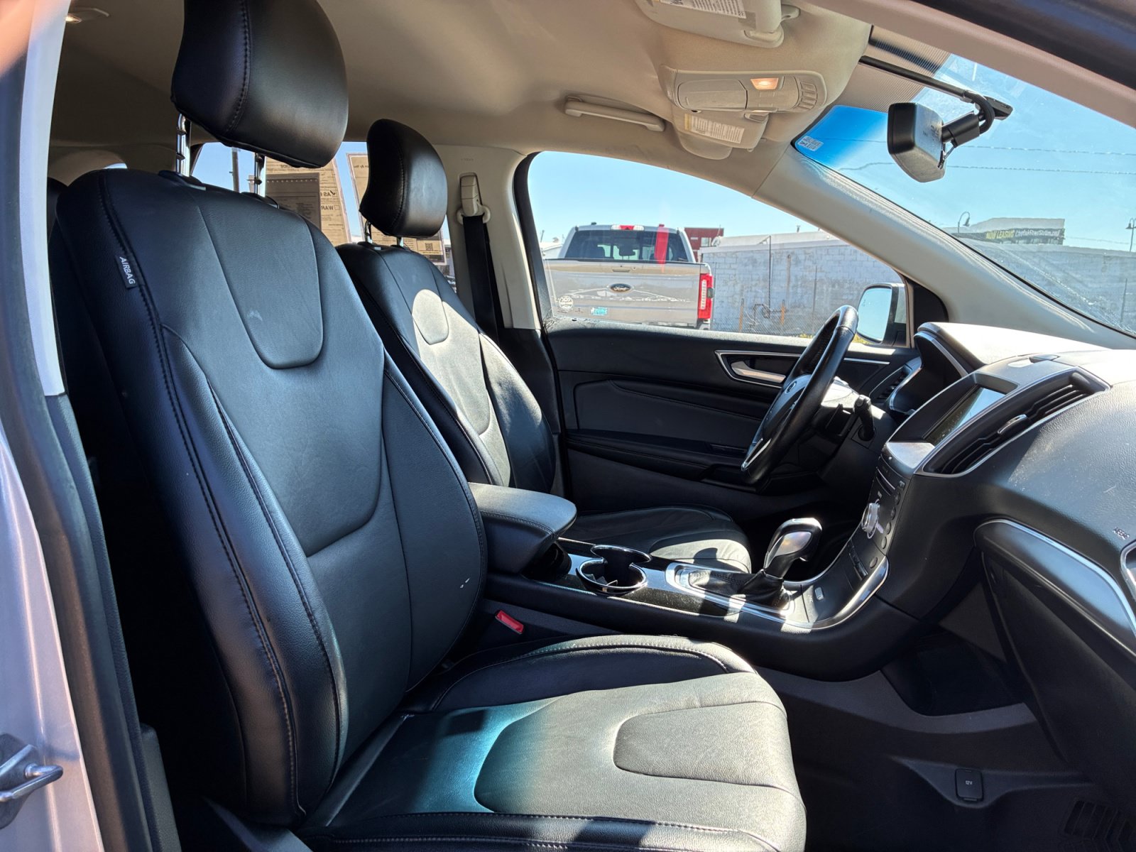 Certified 2017 Ford Edge Titanium w/ Technology Package AWD/4WD image 19
