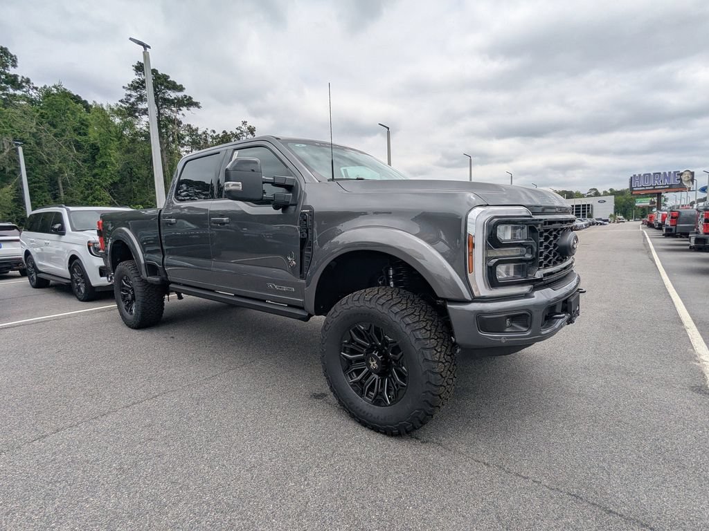 New 2026 Ford F250 Lariat w/ Black Appearance Package AWD/4WD image 2