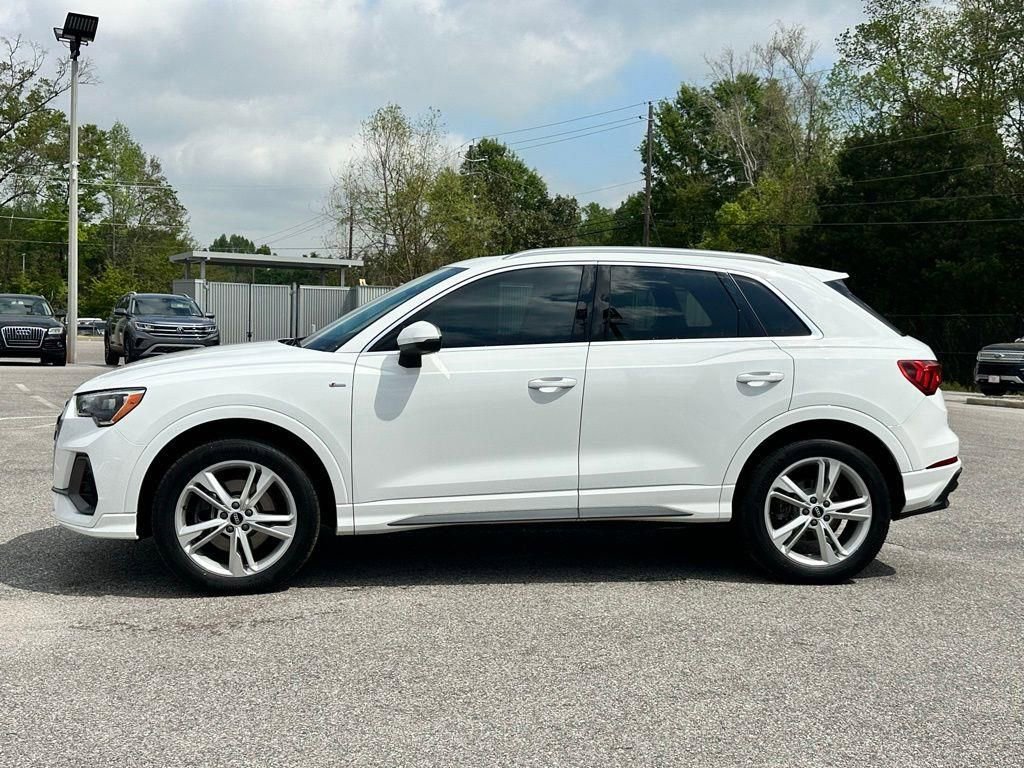 Used 2022 Audi Q3 2.0T Premium w/ Convenience Package image 26