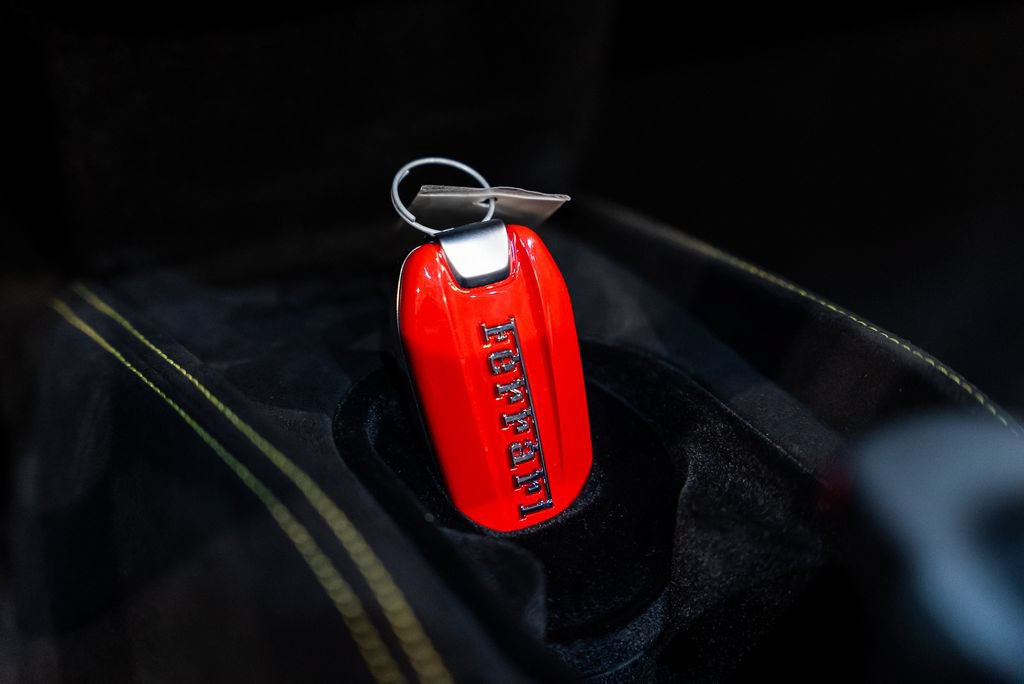 Certified 2021 Ferrari F8 Tributo RWD image 36