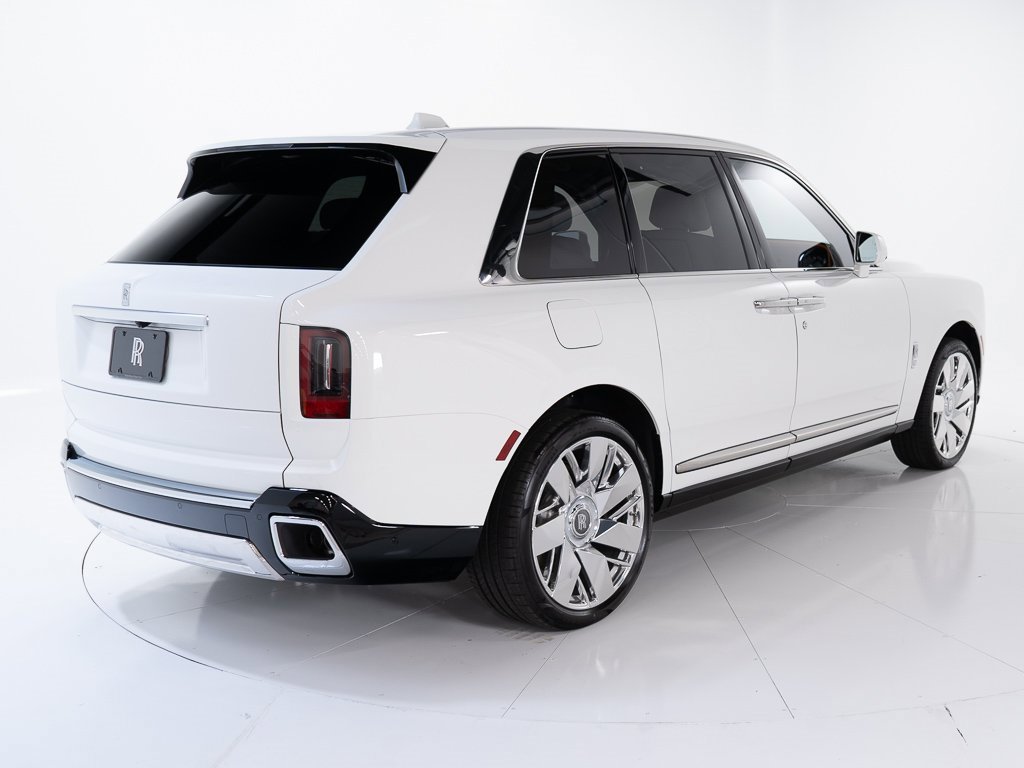 New 2026 Rolls-Royce Cullinan image 5