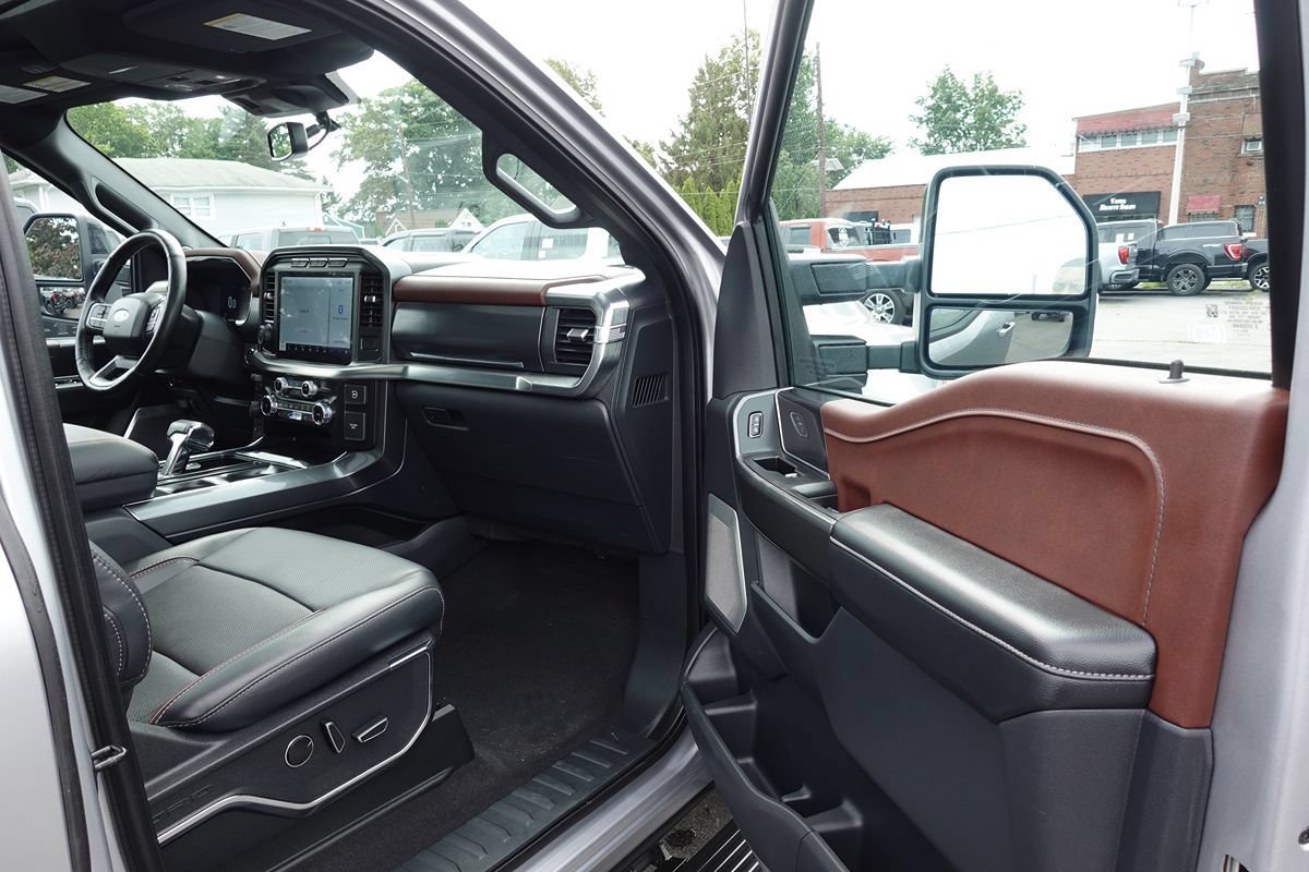 Used 2023 Ford F150 Lariat w/ Equipment Group 502A High AWD/4WD image 39