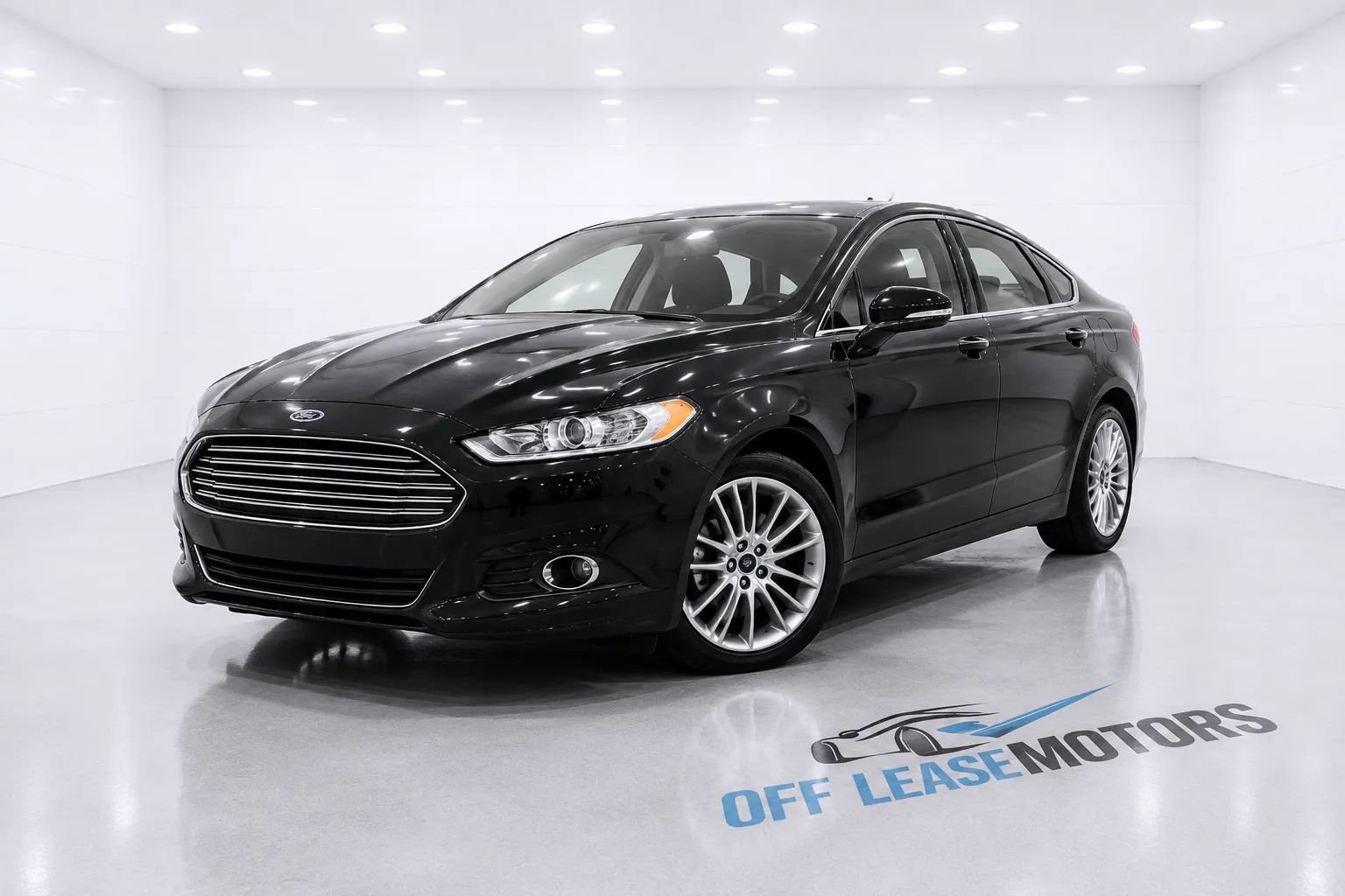 Used 2016 Ford Fusion Titanium FWD image 1