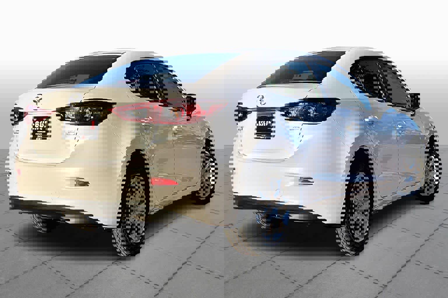 Used 2015 MAZDA MAZDA3 i Sport image 11