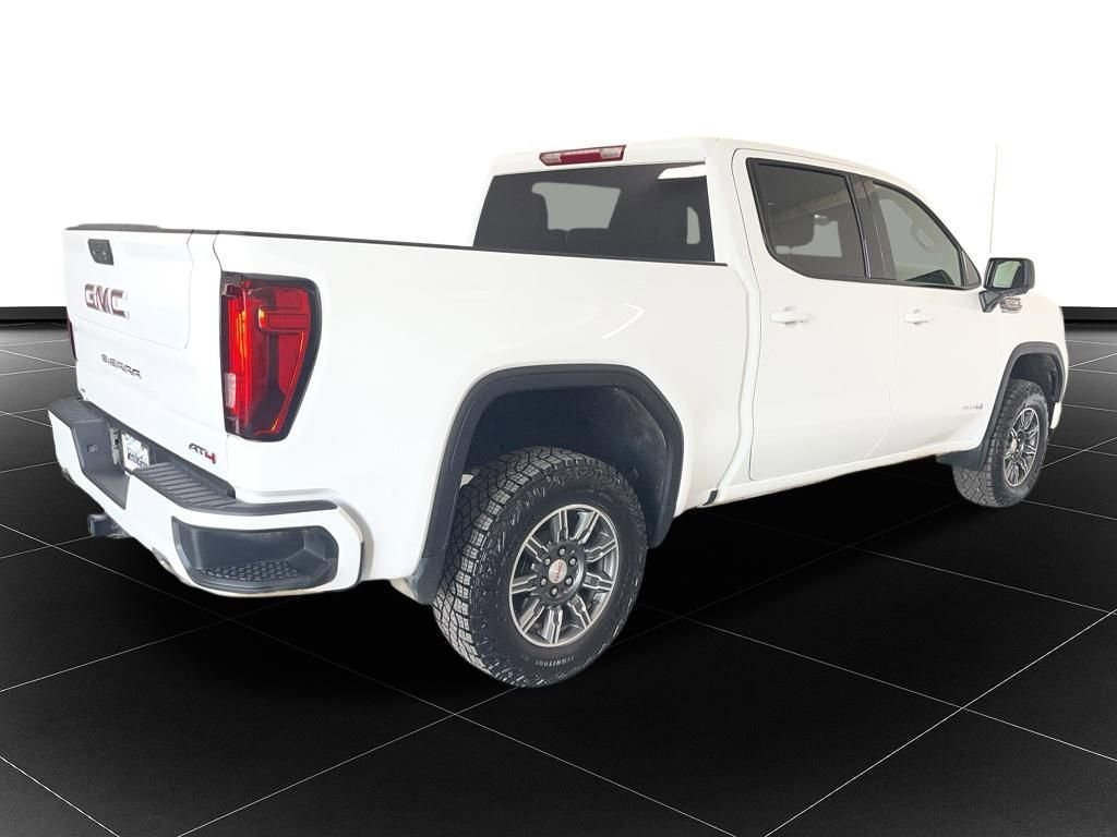 Used 2025 GMC Sierra 1500 AT4 image 5