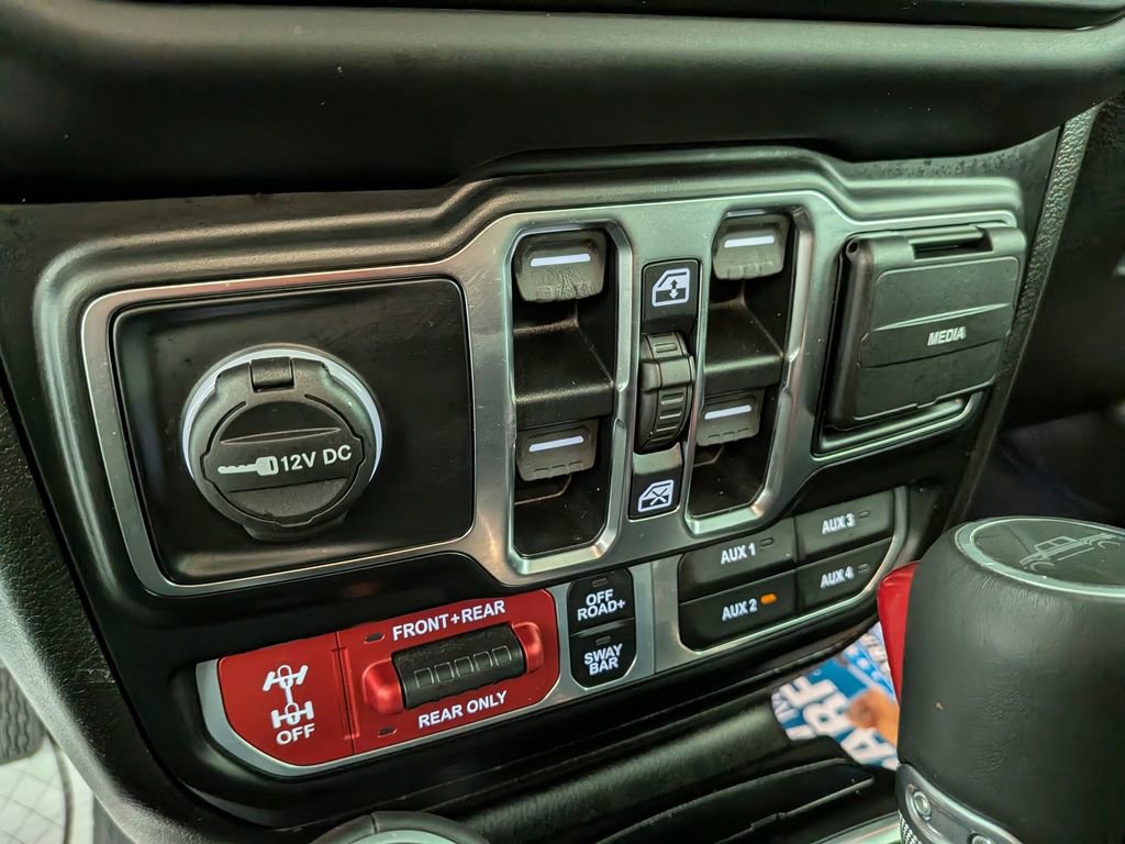 Used 2020 Jeep Gladiator Rubicon image 28