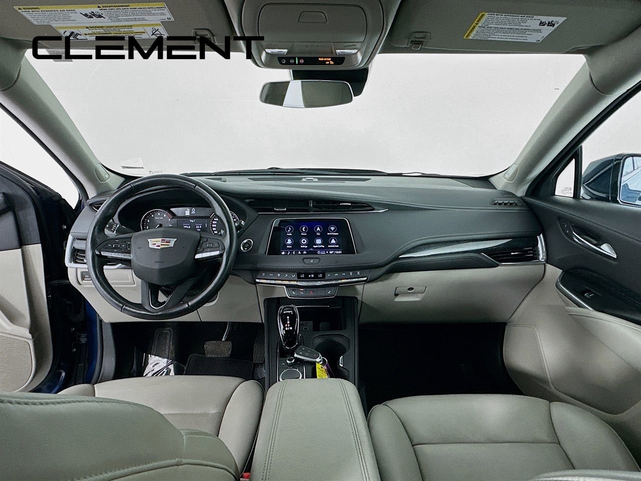 Used 2022 Cadillac XT4 Premium Luxury w/ Safety Alert Package image 12