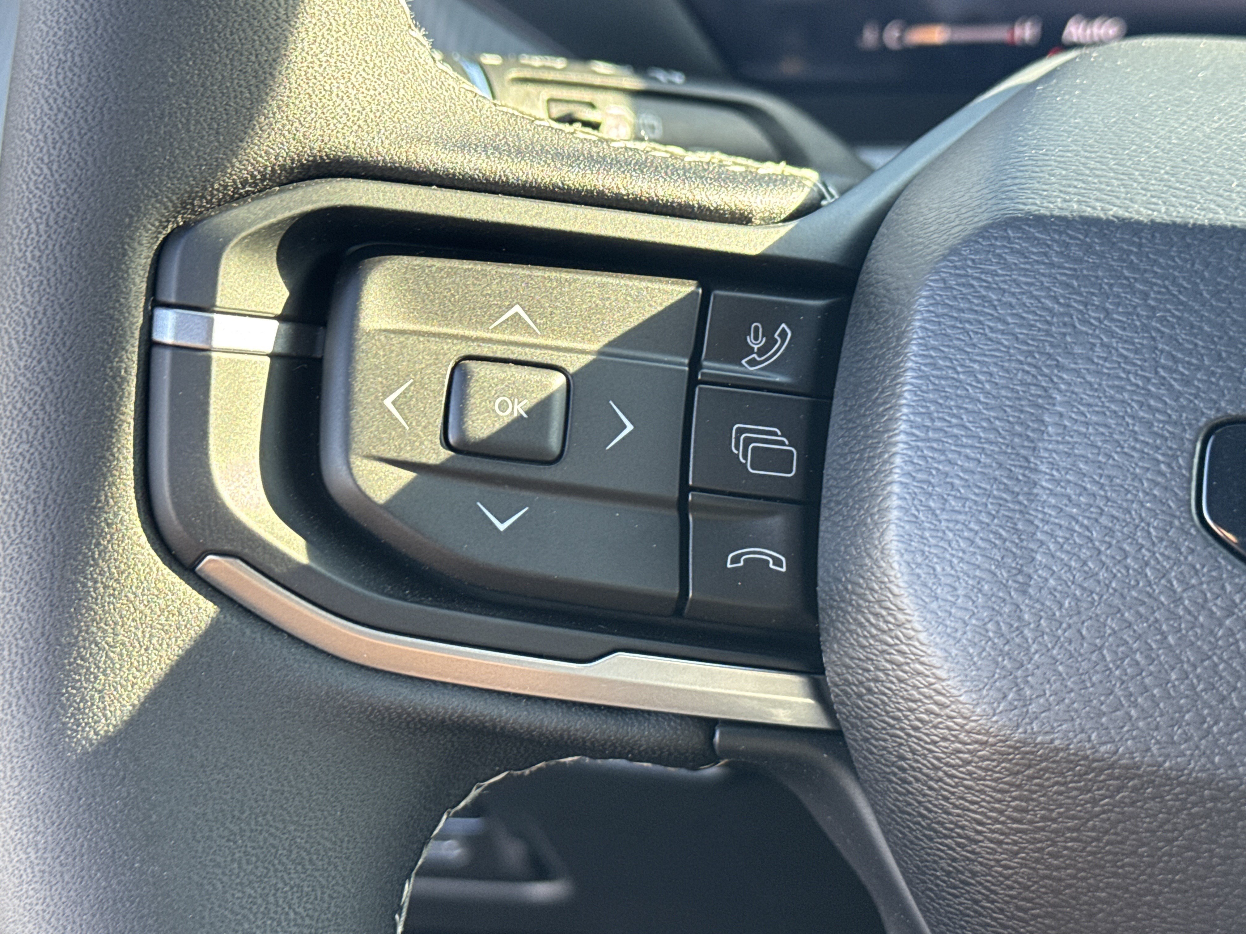 New 2026 Jeep Cherokee Laredo AWD/4WD image 30