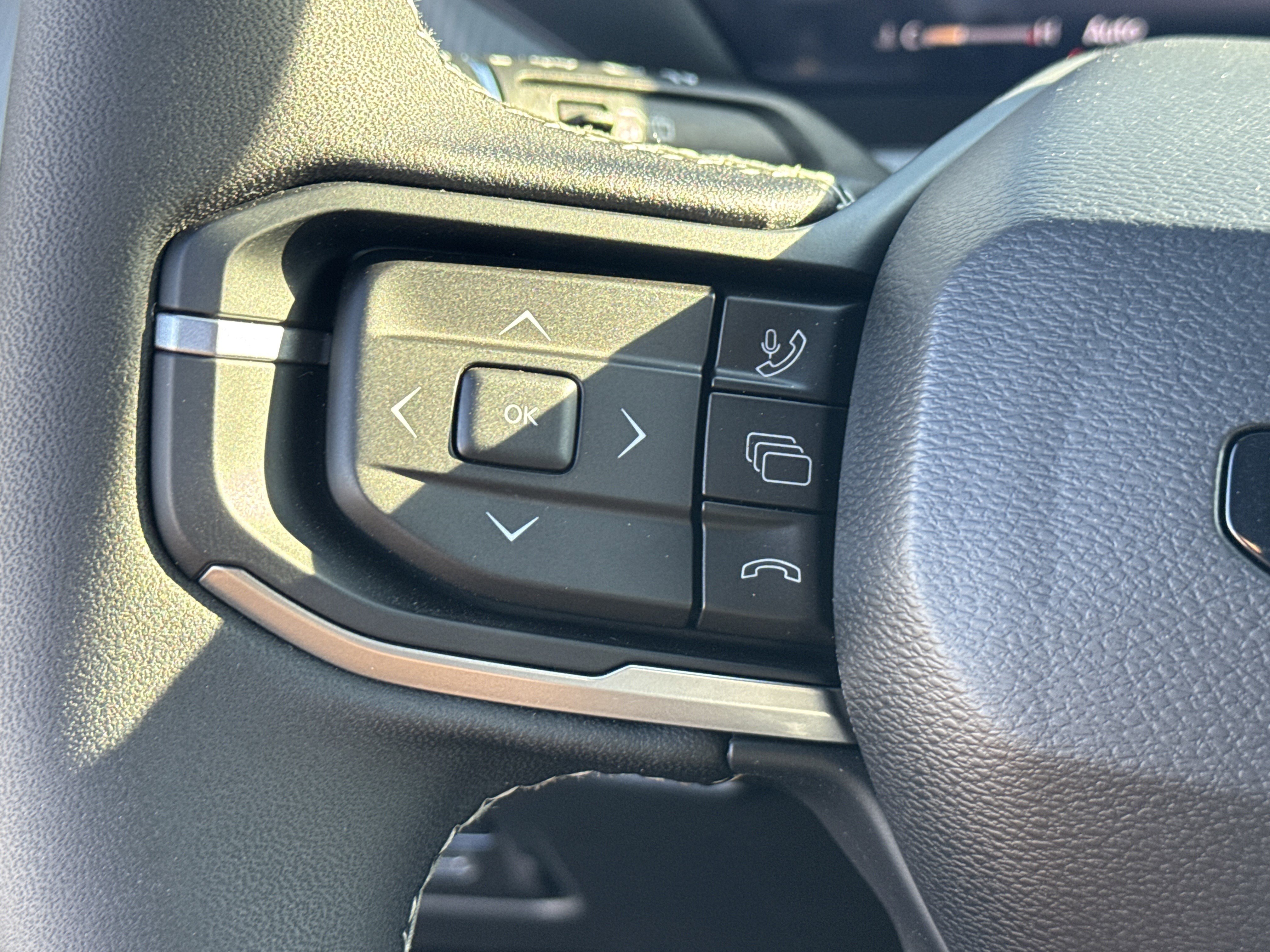 New 2026 Jeep Cherokee Laredo AWD/4WD image 30