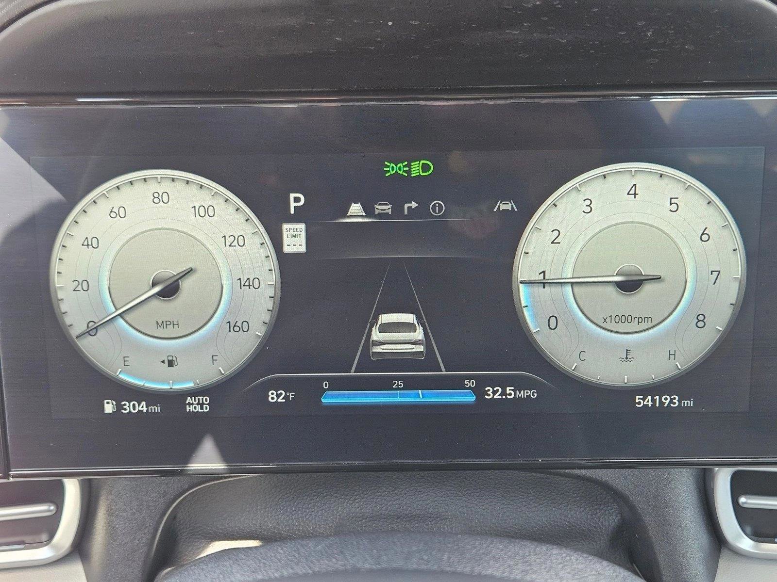 Used 2024 Hyundai Elantra Limited FWD image 13