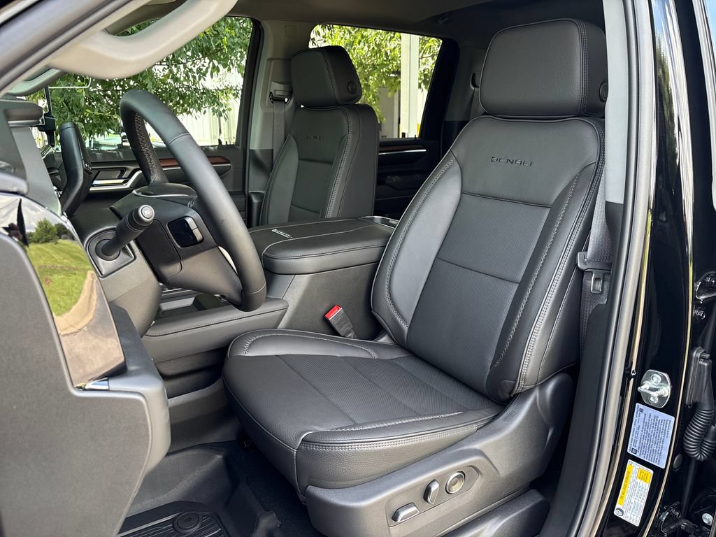 New 2026 GMC Sierra 2500 Denali w/ Denali Reserve Package AWD/4WD image 17