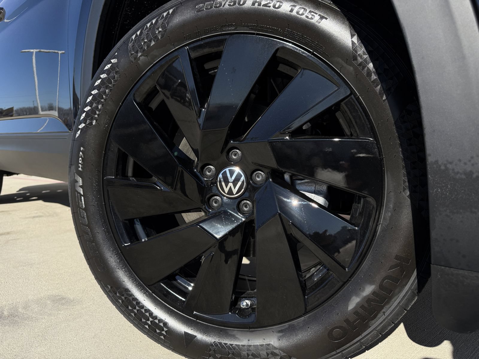 New 2026 Volkswagen Atlas SE FWD image 10
