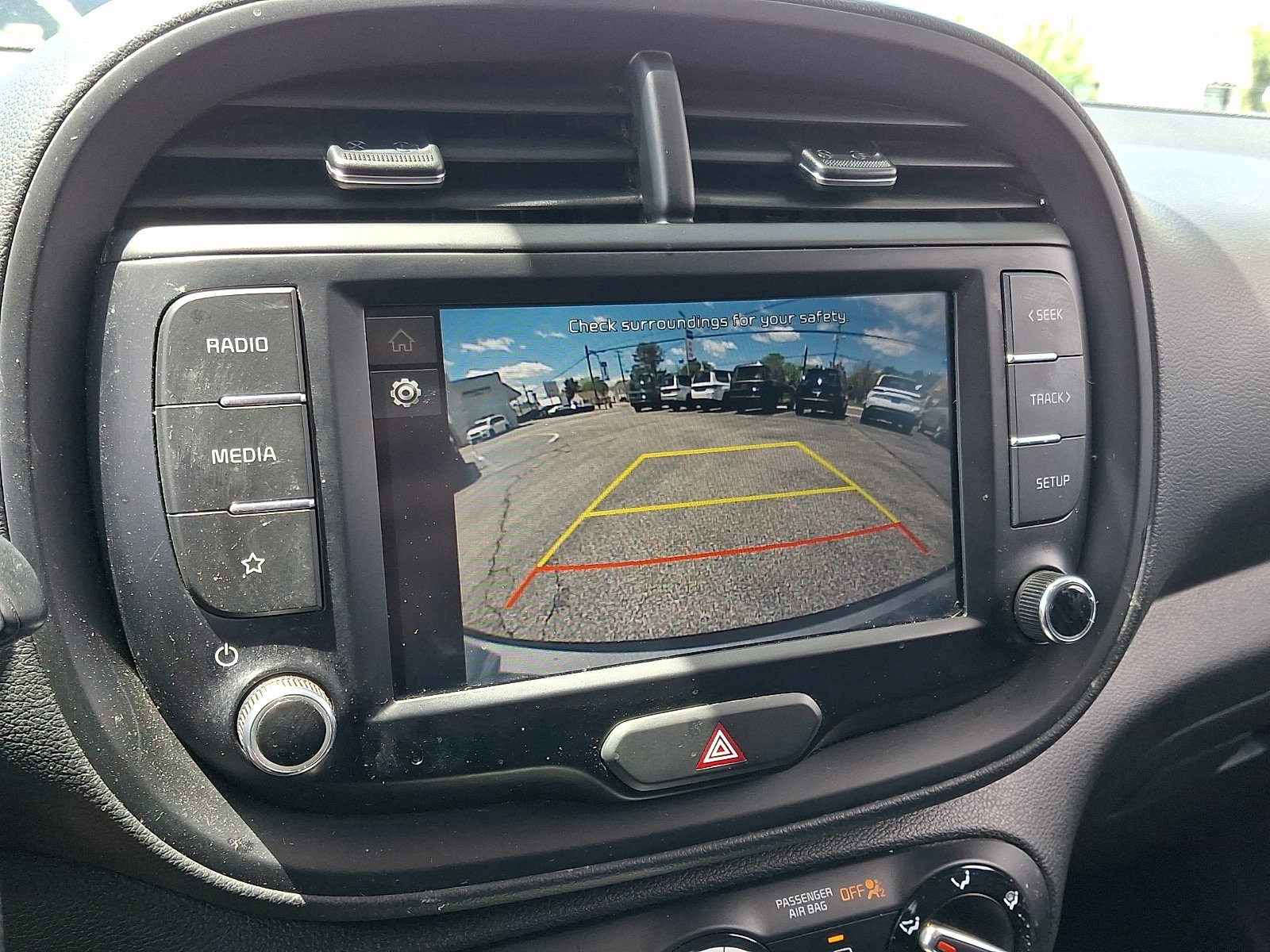 Used 2023 Kia Soul LX w/ Option Group 015 FWD image 17