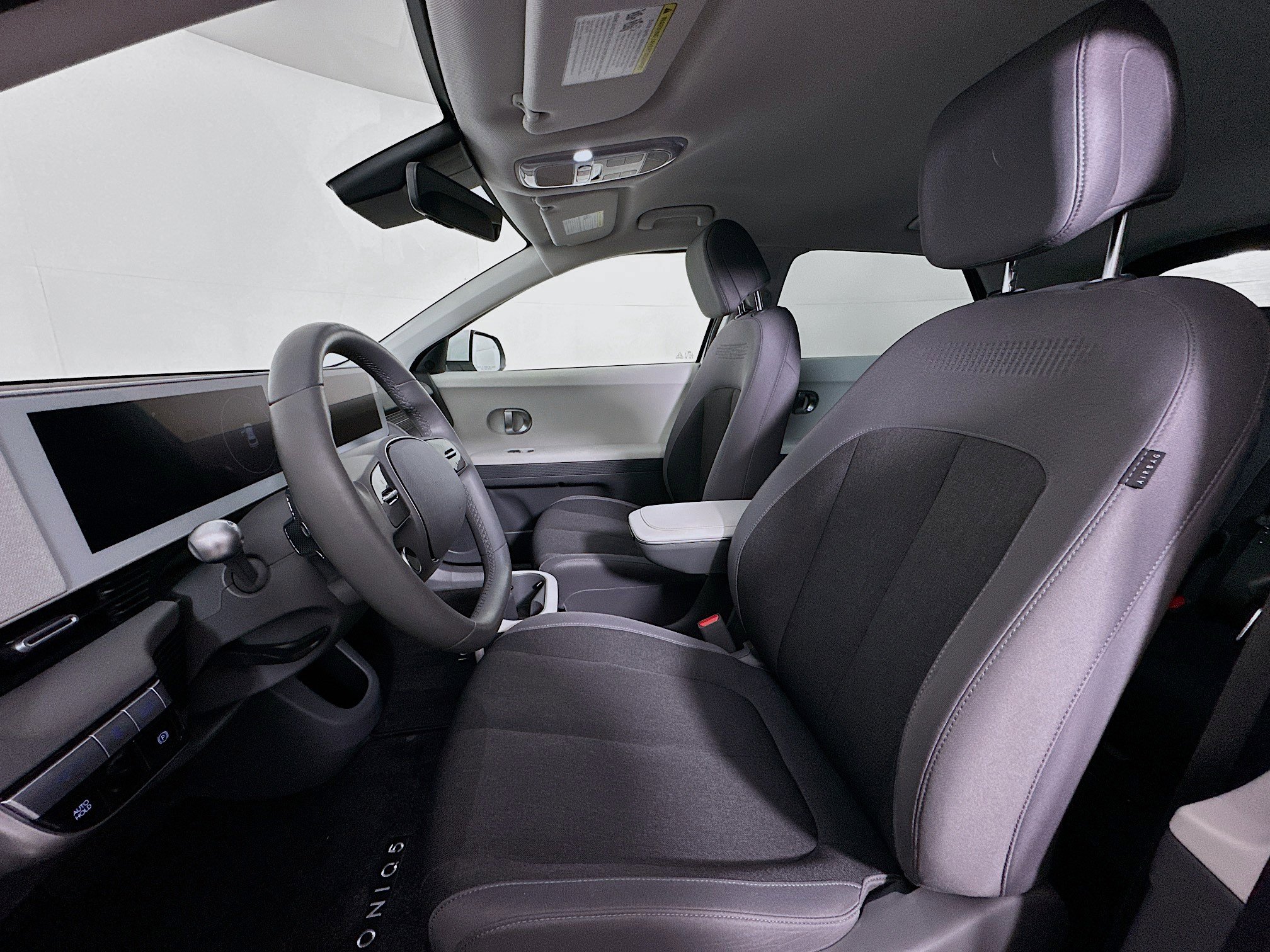 Used 2024 Hyundai Ioniq 5 SEL image 13