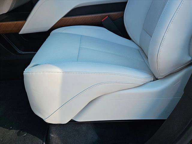 New 2026 Cadillac Vistiq Sport image 4