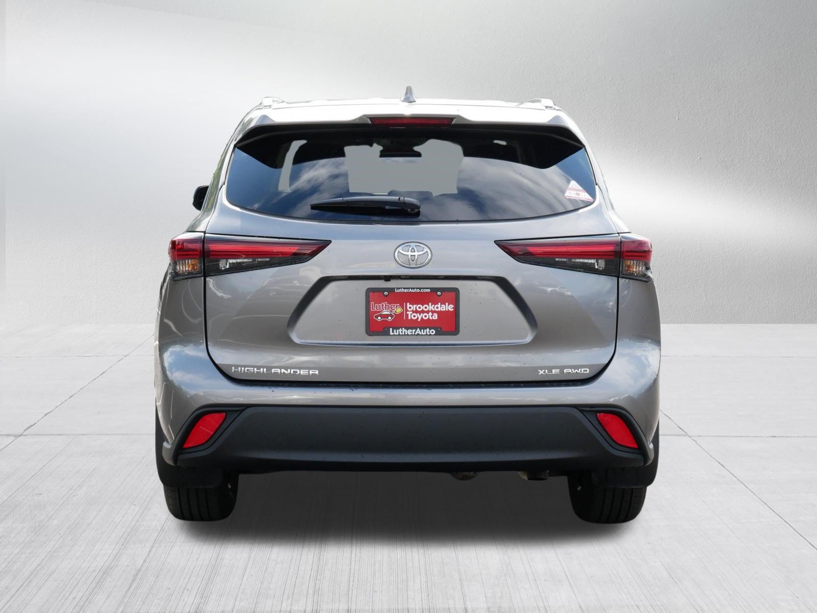 Certified 2026 Toyota Highlander XLE AWD/4WD image 6
