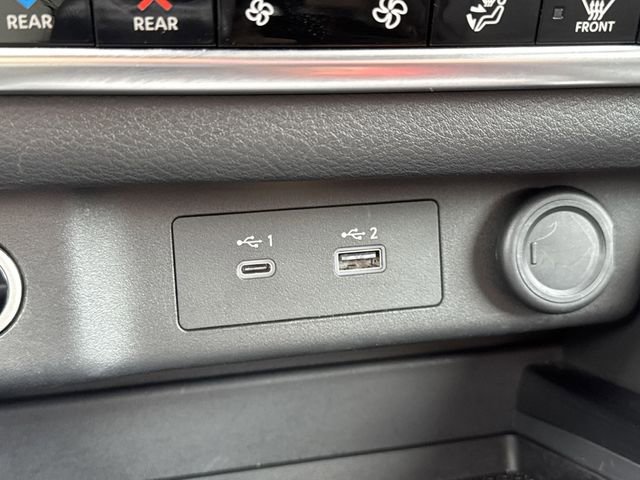 Used 2022 Nissan Rogue SL w/ SL Premium Package image 25