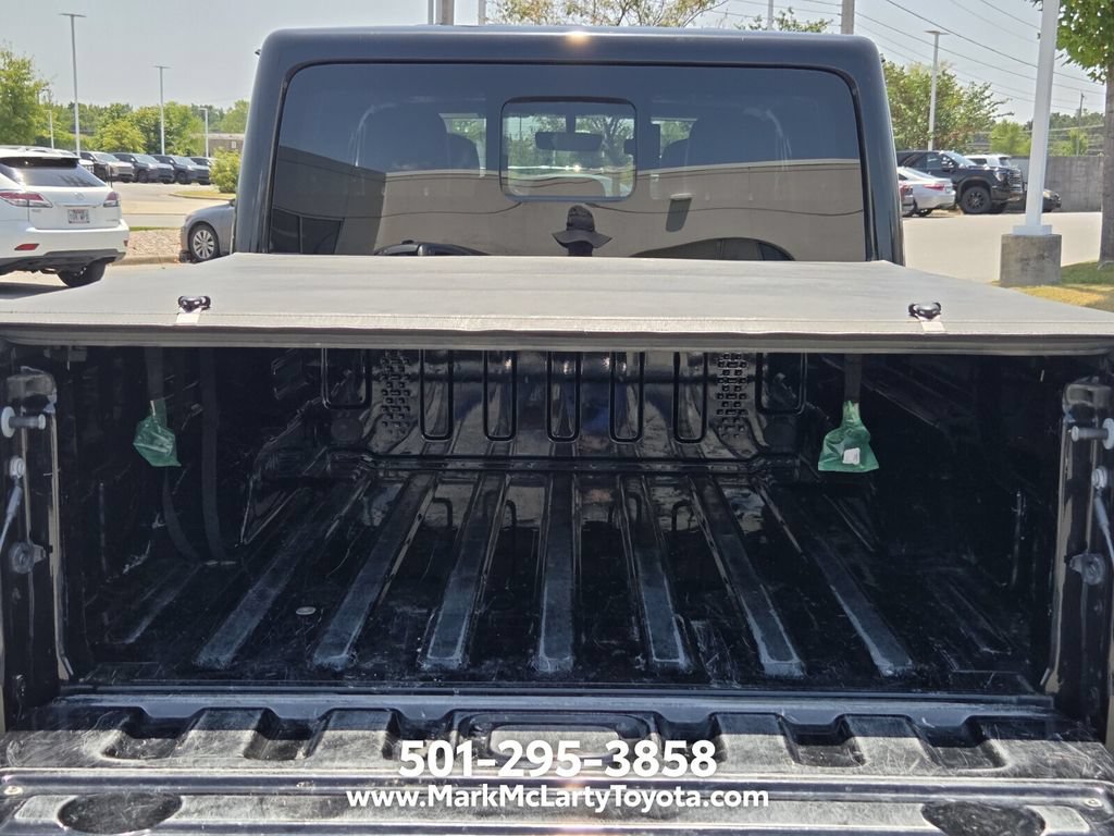 Used 2023 Jeep Gladiator Mojave w/ Trailer Tow Package AWD/4WD image 13