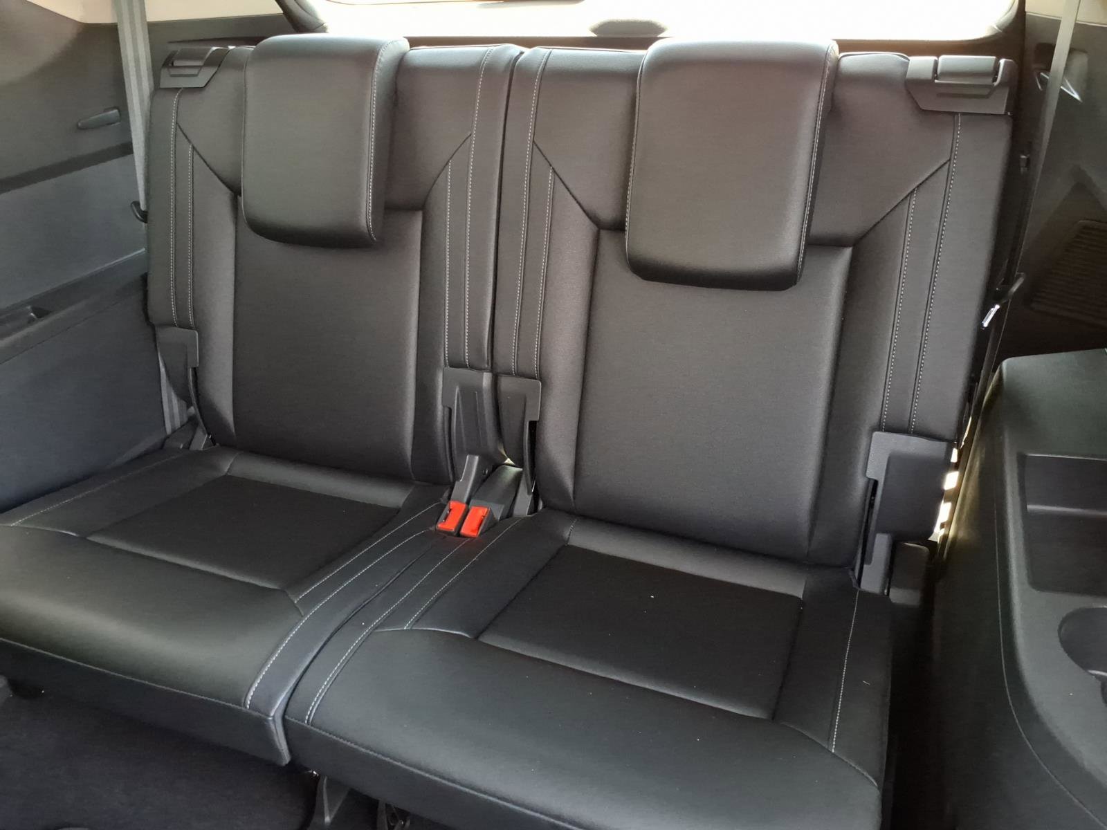 Used 2019 Volkswagen Atlas SE FWD image 24