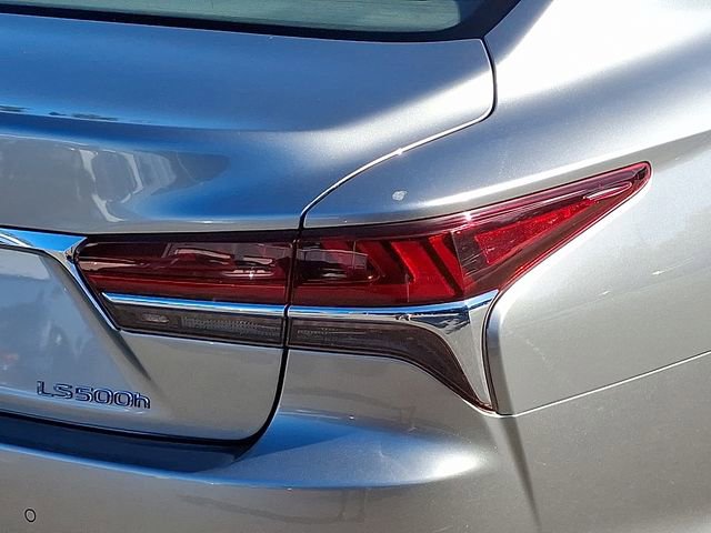 Used 2019 Lexus LS 500h image 12