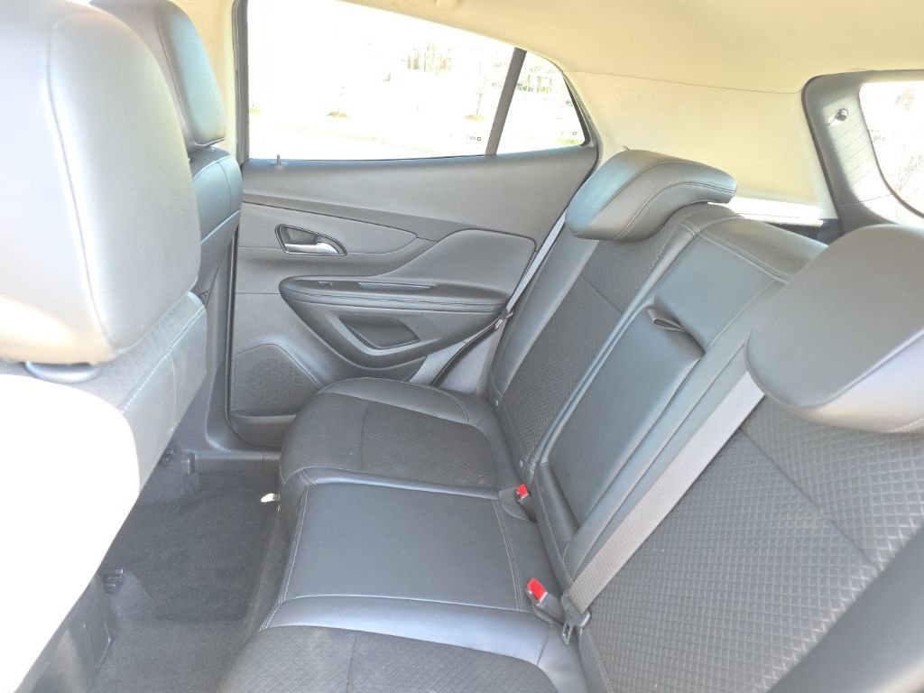 Used 2018 Buick Encore Preferred image 20