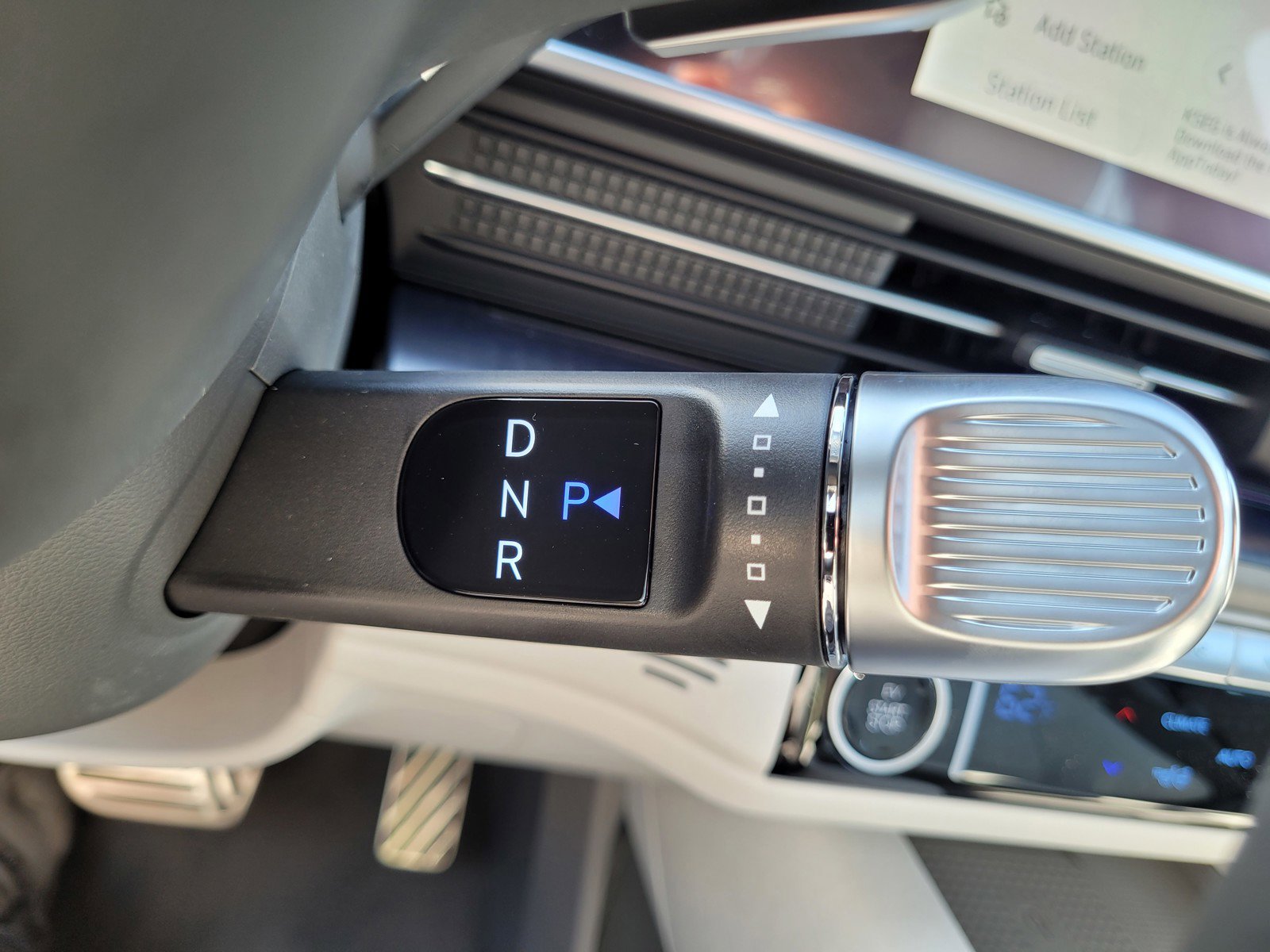 New 2023 Hyundai Ioniq 6 Limited image 20